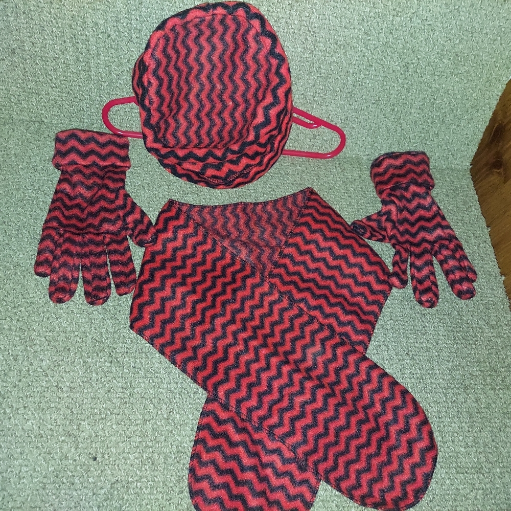 Red and black scarf, hat, and gloves set